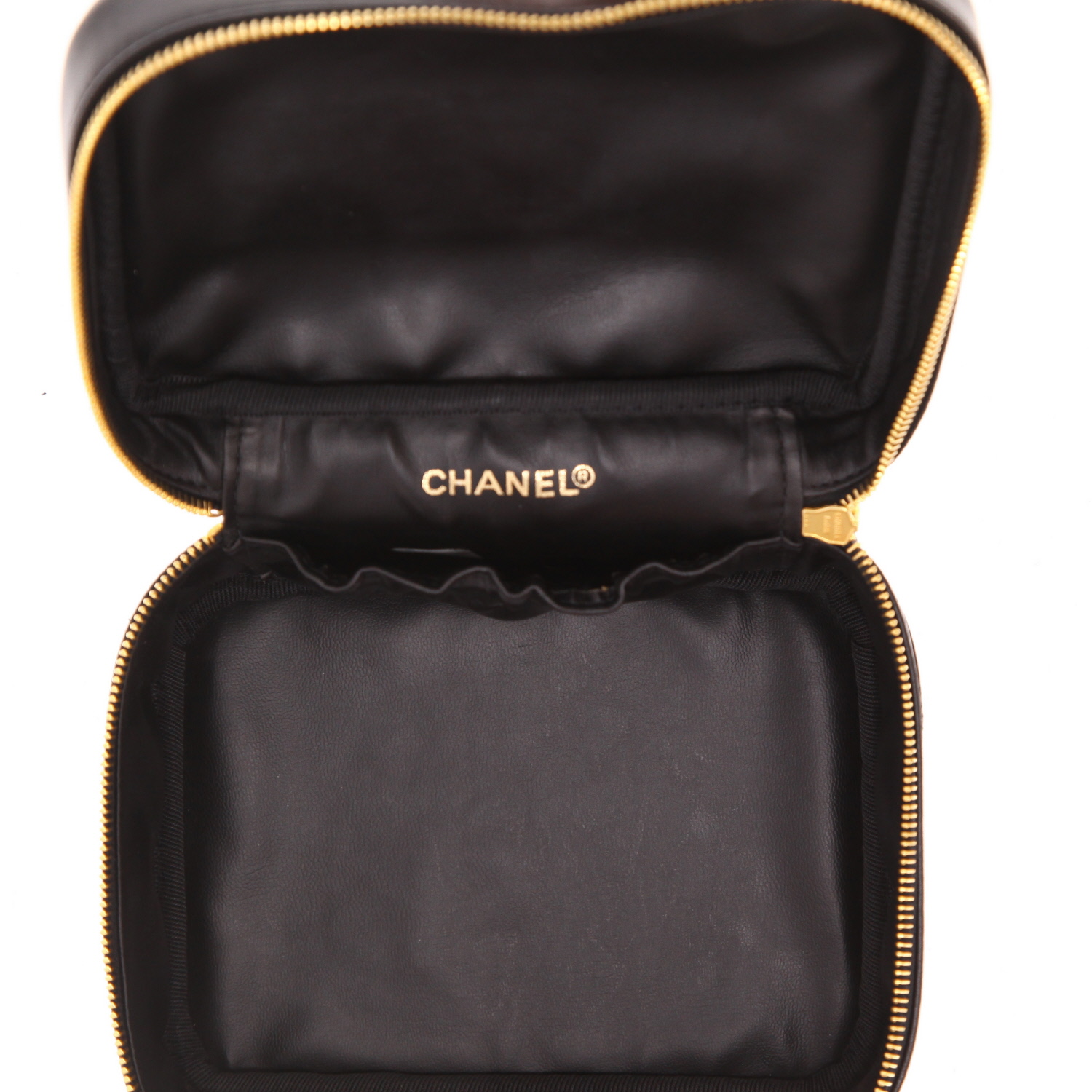 Chanel  Vanity vanity case  in black leather - Detail D3