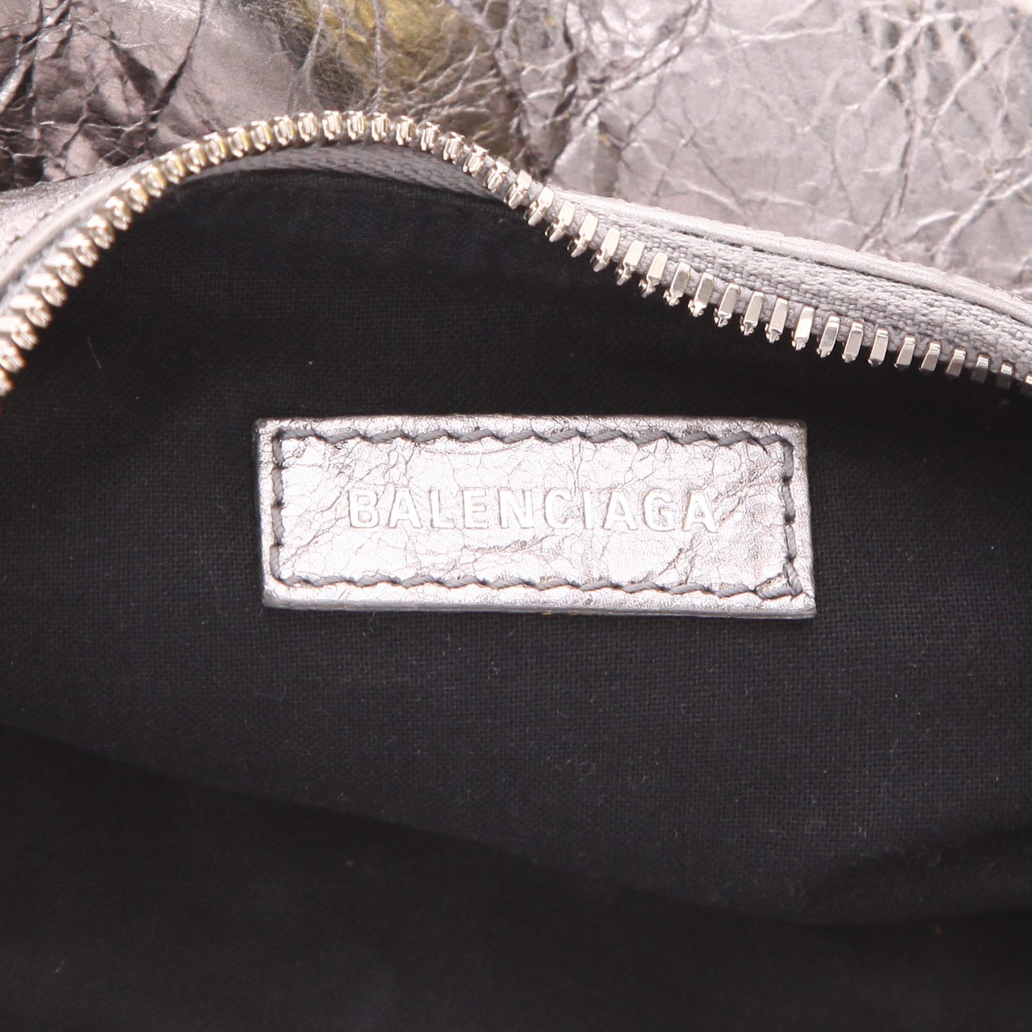 Sac bandoulière Balenciaga  Cagole petit modèle  en cuir vieilli argenté - Detail D2
