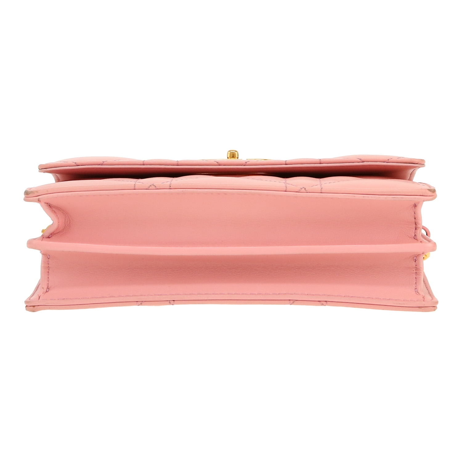 Sac bandoulière Dior  Miss Caro en cuir cannage rose - Detail D1