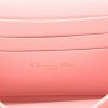 Sac bandoulière Dior  Caro en cuir cannage rose - Detail D2 thumbnail