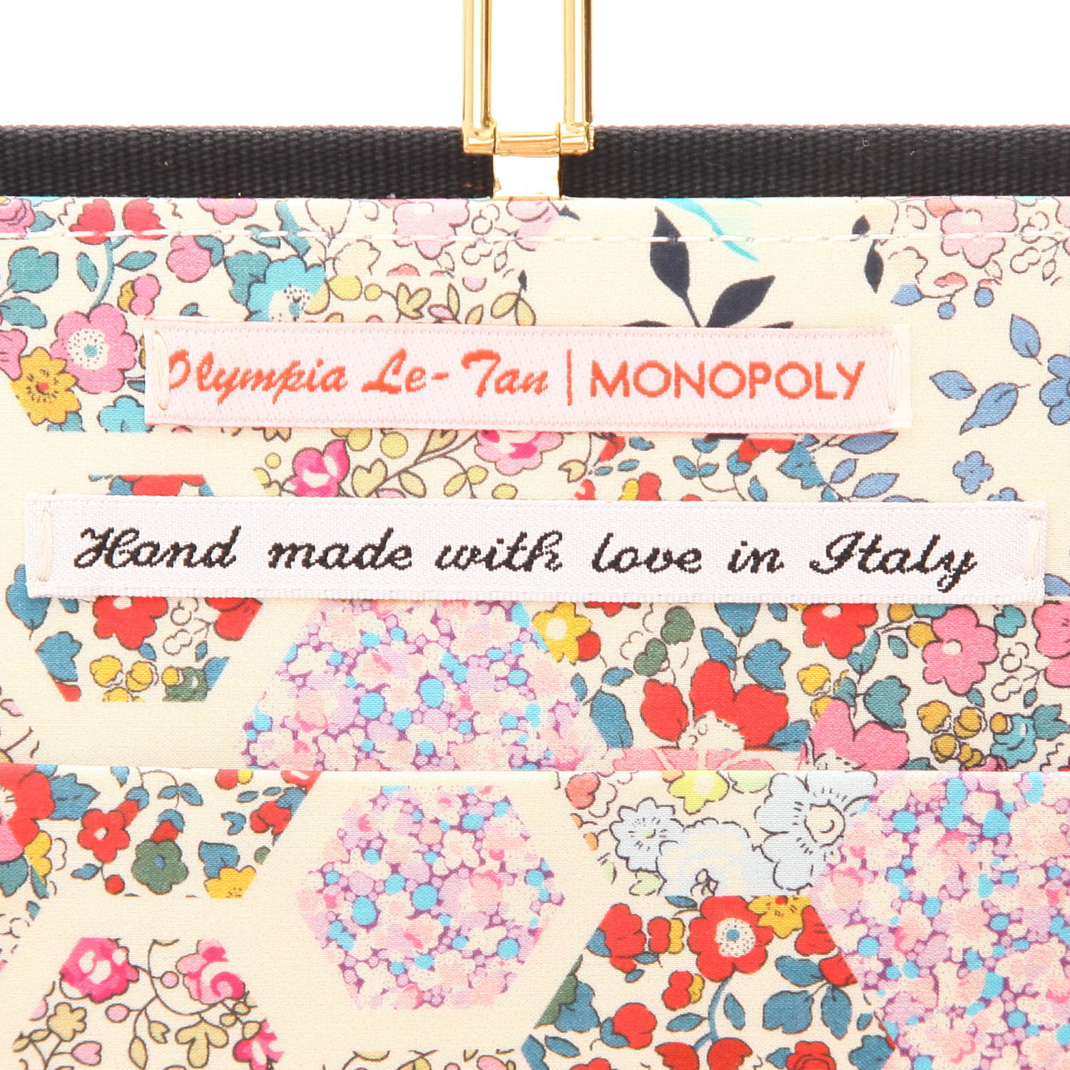 Olympia Le-Tan Monopoly A parker trading Game Monopoly A parker trading Game pouch  in black, red and beige canvas - Detail D2
