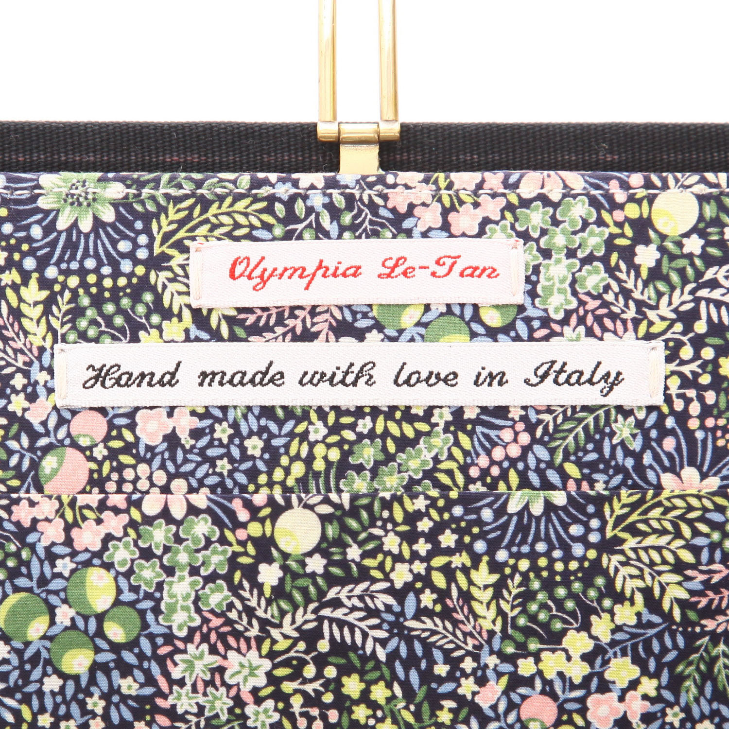Olympia Le-Tan Elles se rendent pas compte Elles se rendent pas compte pouch  in black, white and red canvas - Detail D2