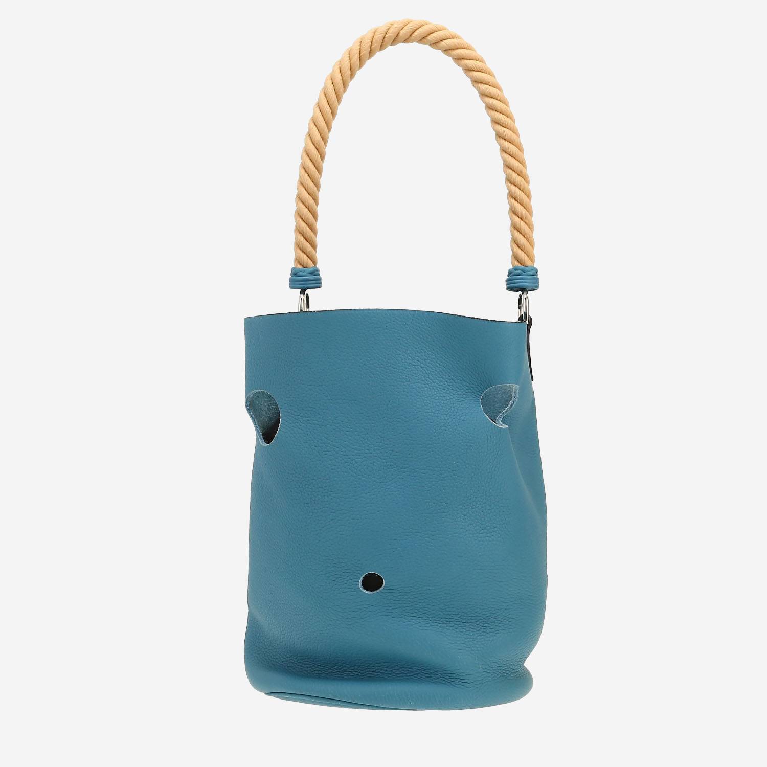 Bolso de mano Hermès  Mangeoire en cuero togo azul