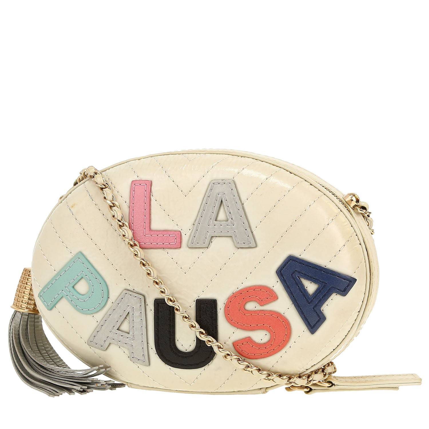 Chanel   shoulder bag  in white leather