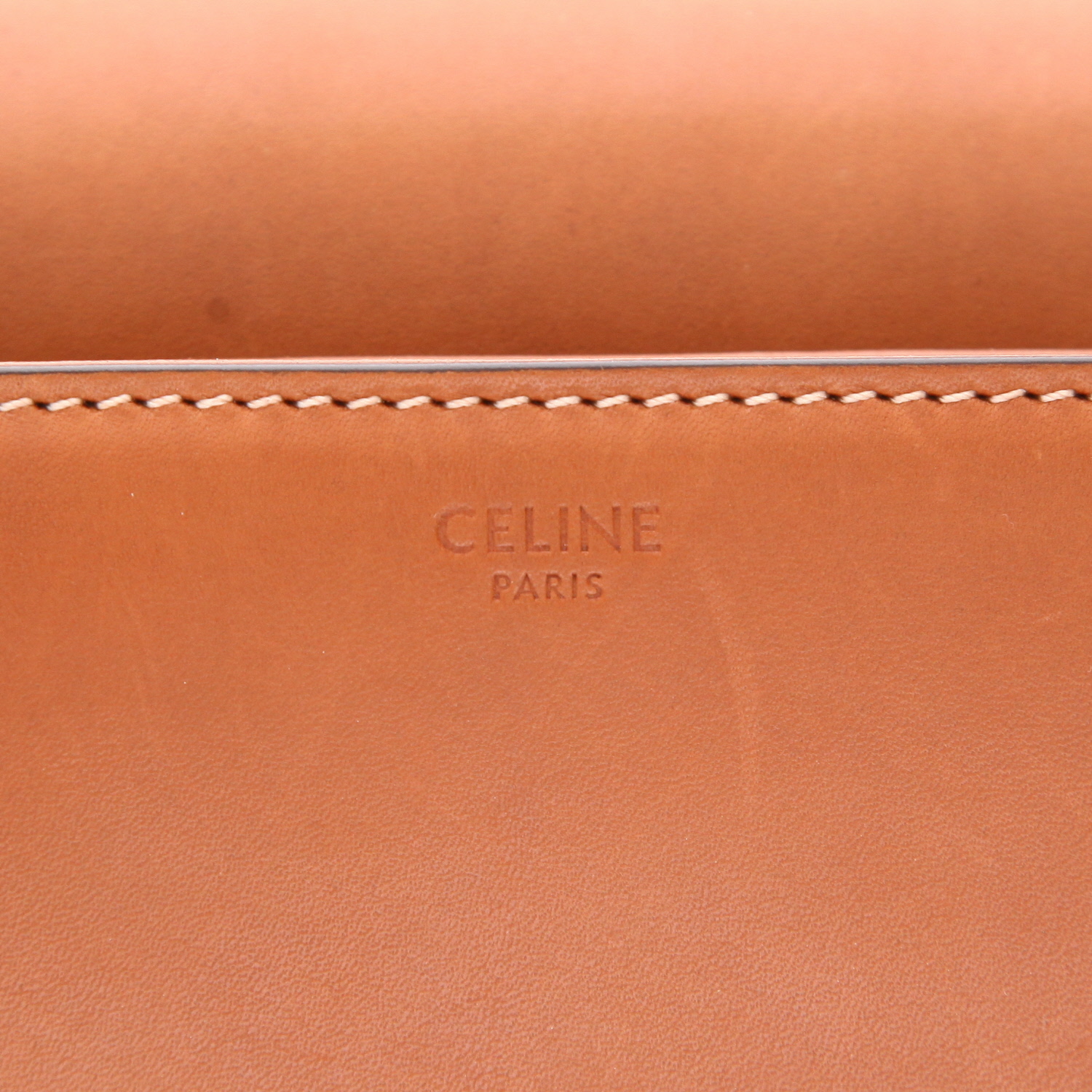 Celine  Triomphe shoulder bag  tan natural leather - Detail D2
