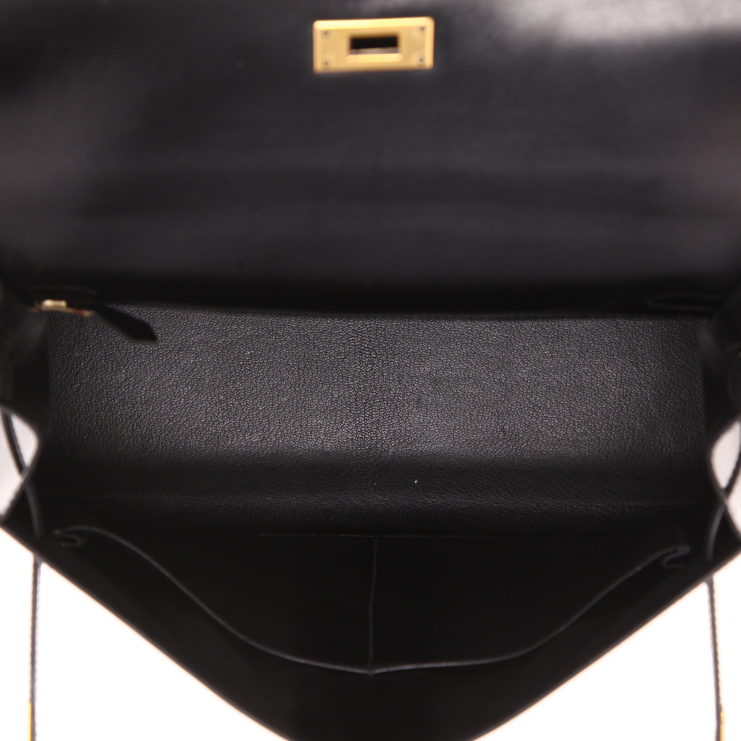 Hermès  Kelly 32 cm handbag  in black box leather - Detail D3