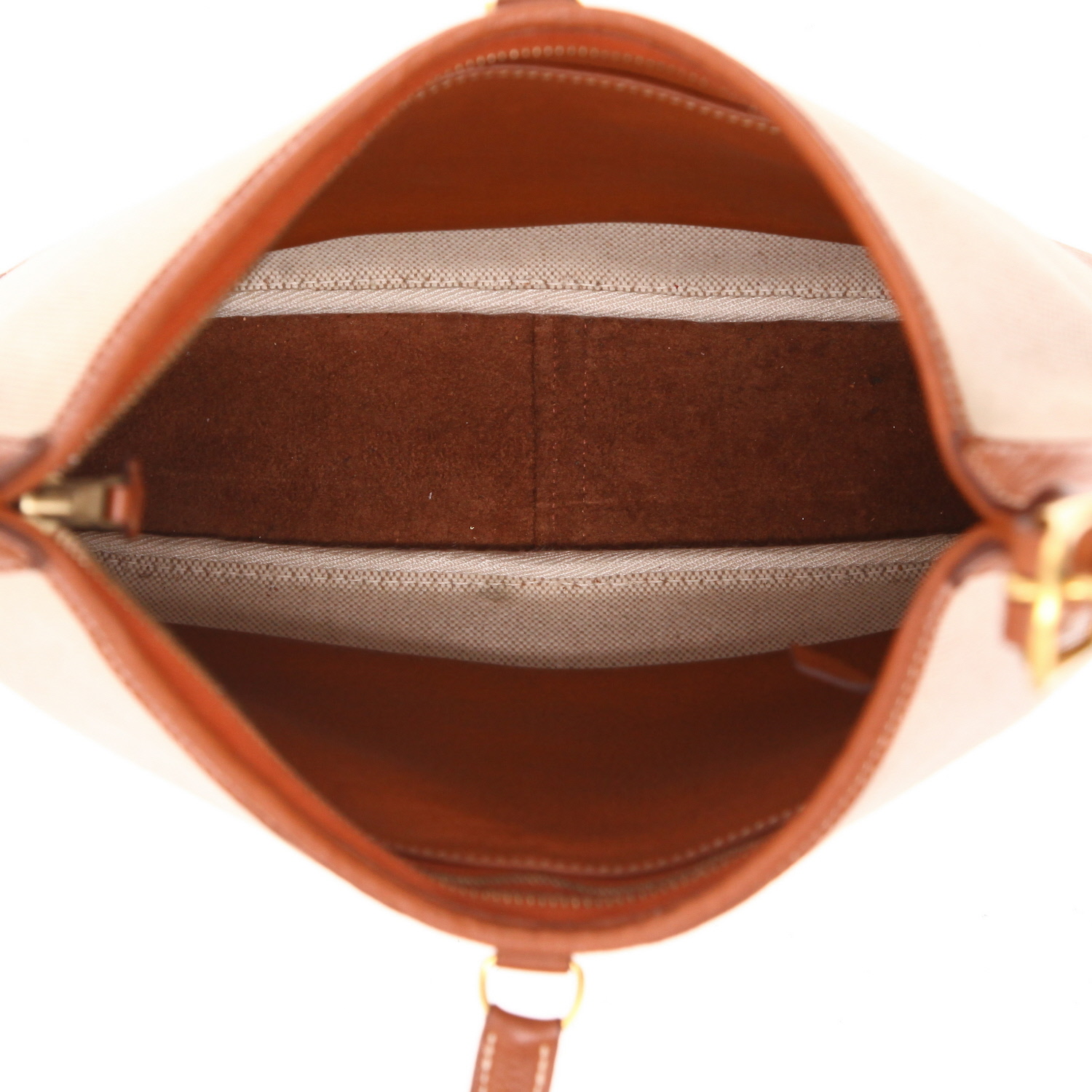 Hermès  Trim bag worn on the shoulder or carried in the hand  in beige canvas  and gold togo leather - Detail D3