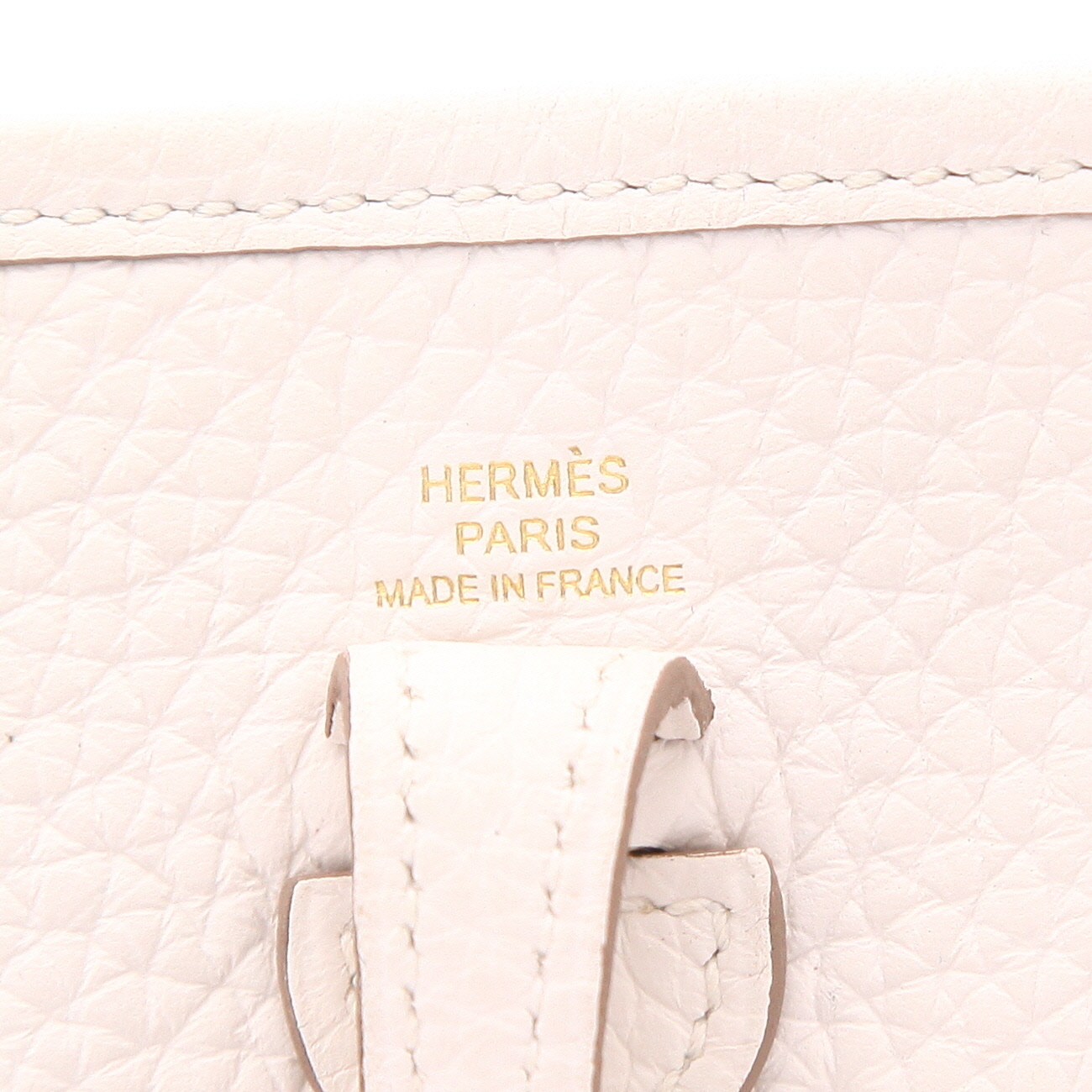 Bolso bandolera Hermès  Mini Evelyne en cuero taurillon clémence Gris-Béton - Detail D2