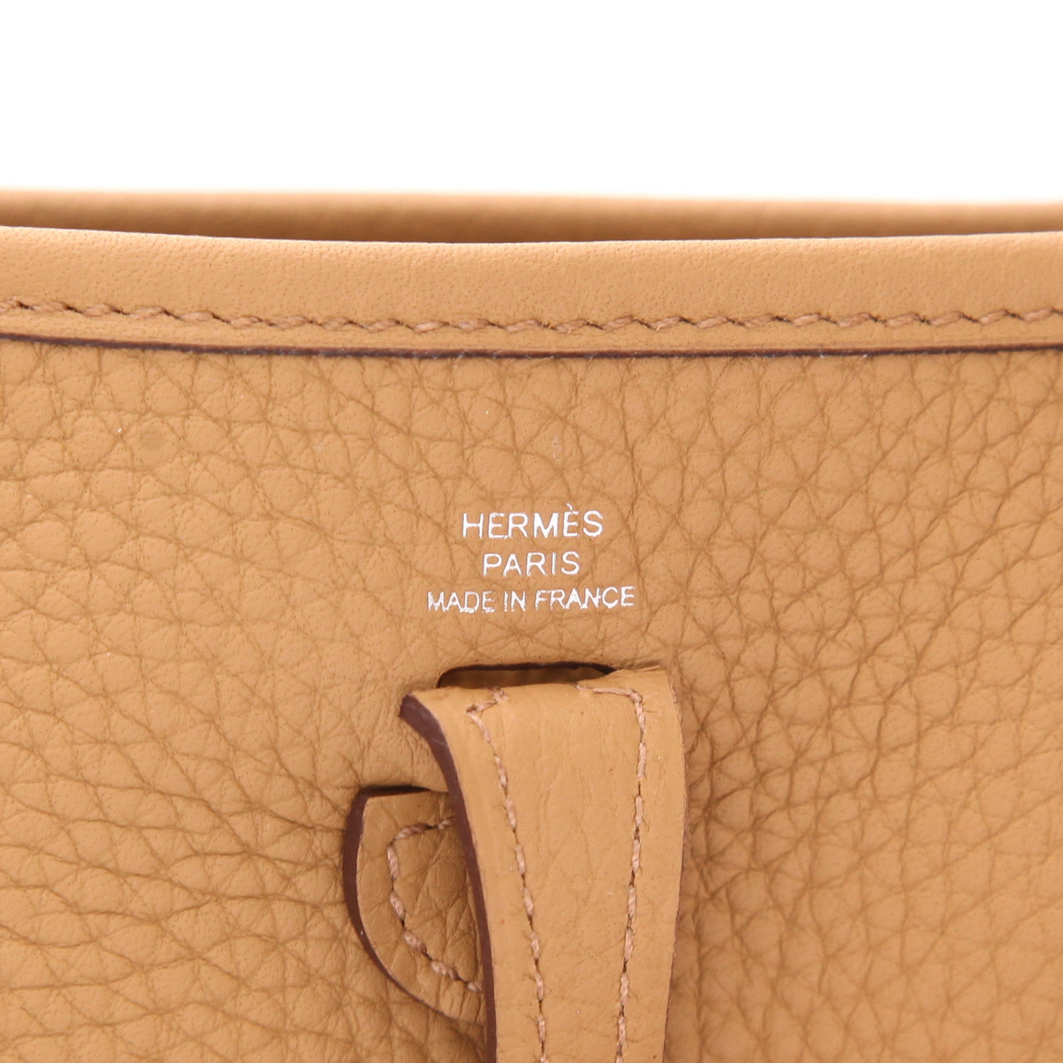 Sac bandoulière Hermès  Mini Evelyne en cuir taurillon clémence Biscuit - Detail D2
