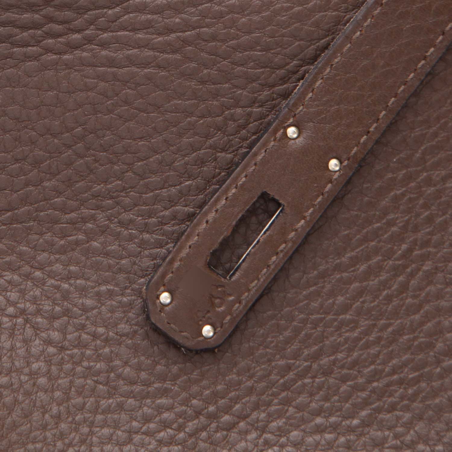 Hermès  Kelly 35 cm handbag  in brown leather taurillon clémence - Detail D3