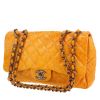 Chanel  Timeless handbag  in orange patent quilted leather - 00pp thumbnail