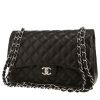 Chanel  Timeless Jumbo shoulder bag  in black quilted leather - 00pp thumbnail