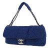 Chanel  Timeless handbag  in blue canvas - 00pp thumbnail