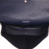 Sac bandoulière Chanel  Timeless Jumbo en cuir verni matelassé vert - Detail D3 thumbnail