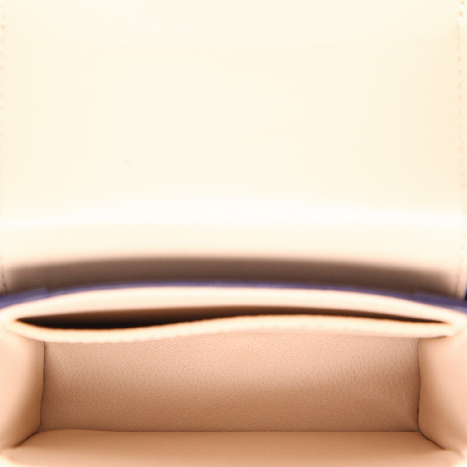 Bauletto Louis Vuitton  Petite Malle mini  in coccodrillo blu marino - Detail D3