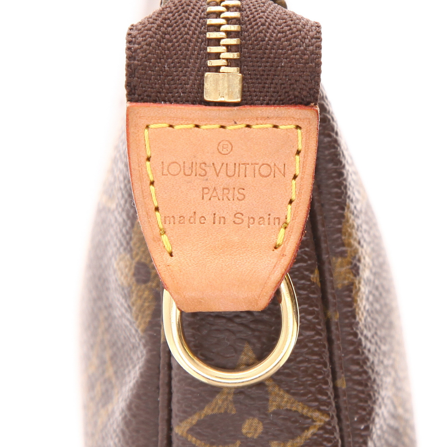 Sac à main Louis Vuitton  Pochette accessoires en toile monogram marron et cuir naturel - Detail D2