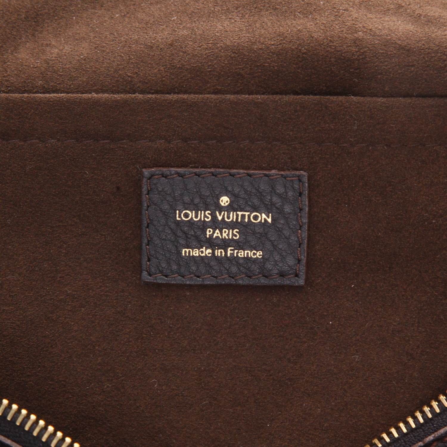 Bolso de mano Louis Vuitton  XS en cuero mahina negro - Detail D2