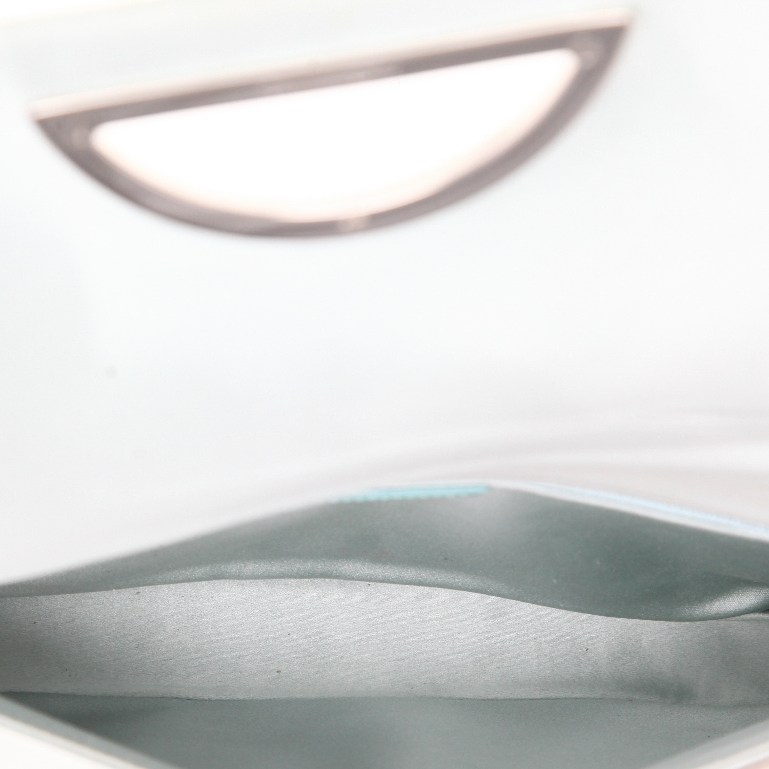 Dior  Malice handbag  in light blue satin - Detail D3