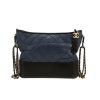 Sac bandoulière Chanel  Gabrielle  moyen modèle  en cuir matelassé bleu et cuir lisse noir - 360 thumbnail