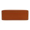 Hermès  Kelly 32 cm handbag  in gold Courchevel leather - Detail D1 thumbnail