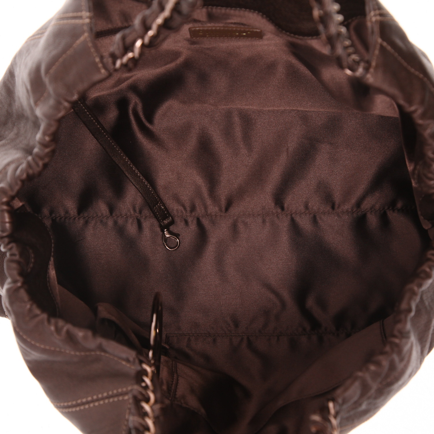 Bolso Cabás Chanel  Coco cabas en cuero irisado marrón - Detail D3