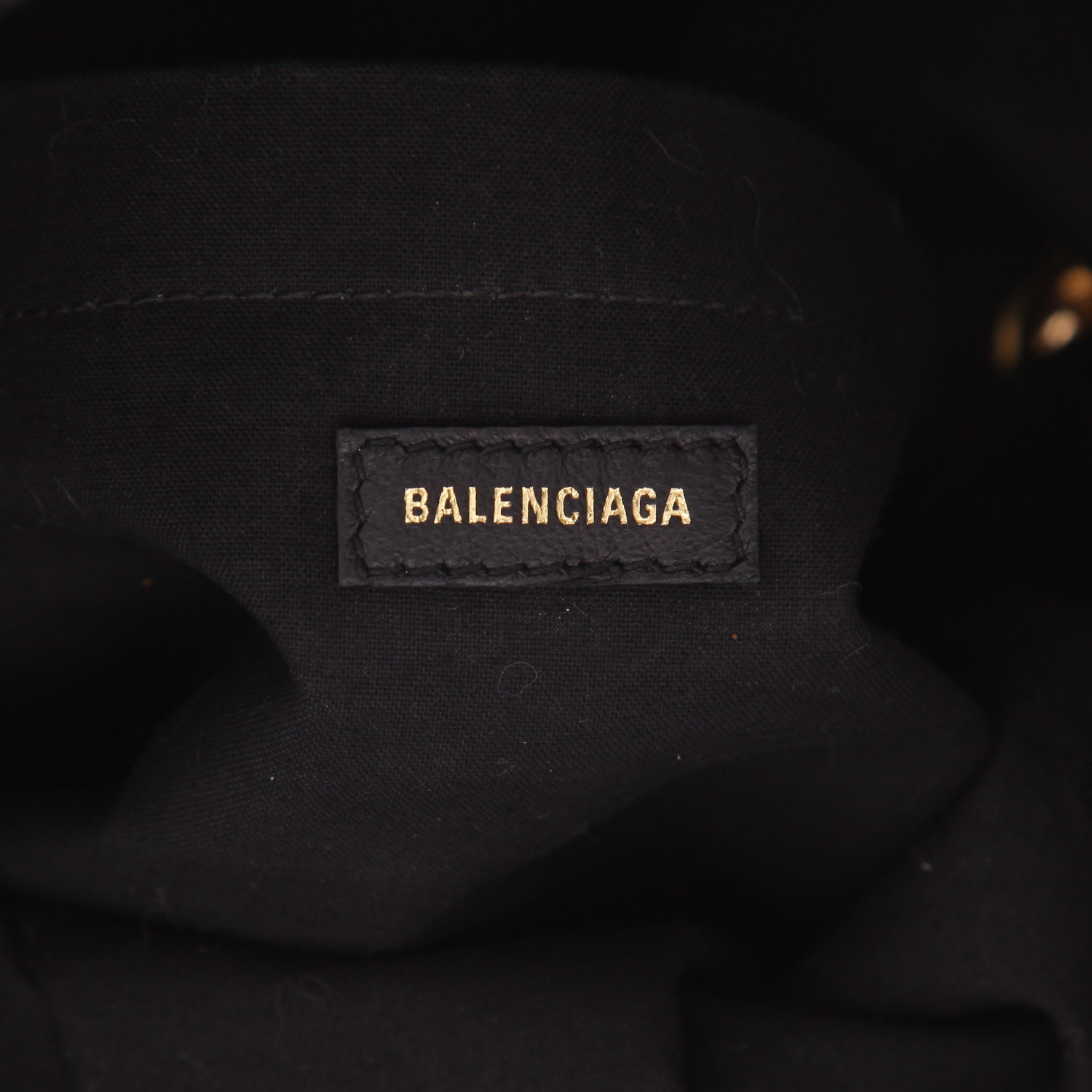 Balenciaga  Monaco medium model  handbag  in black burnished leather - Detail D2