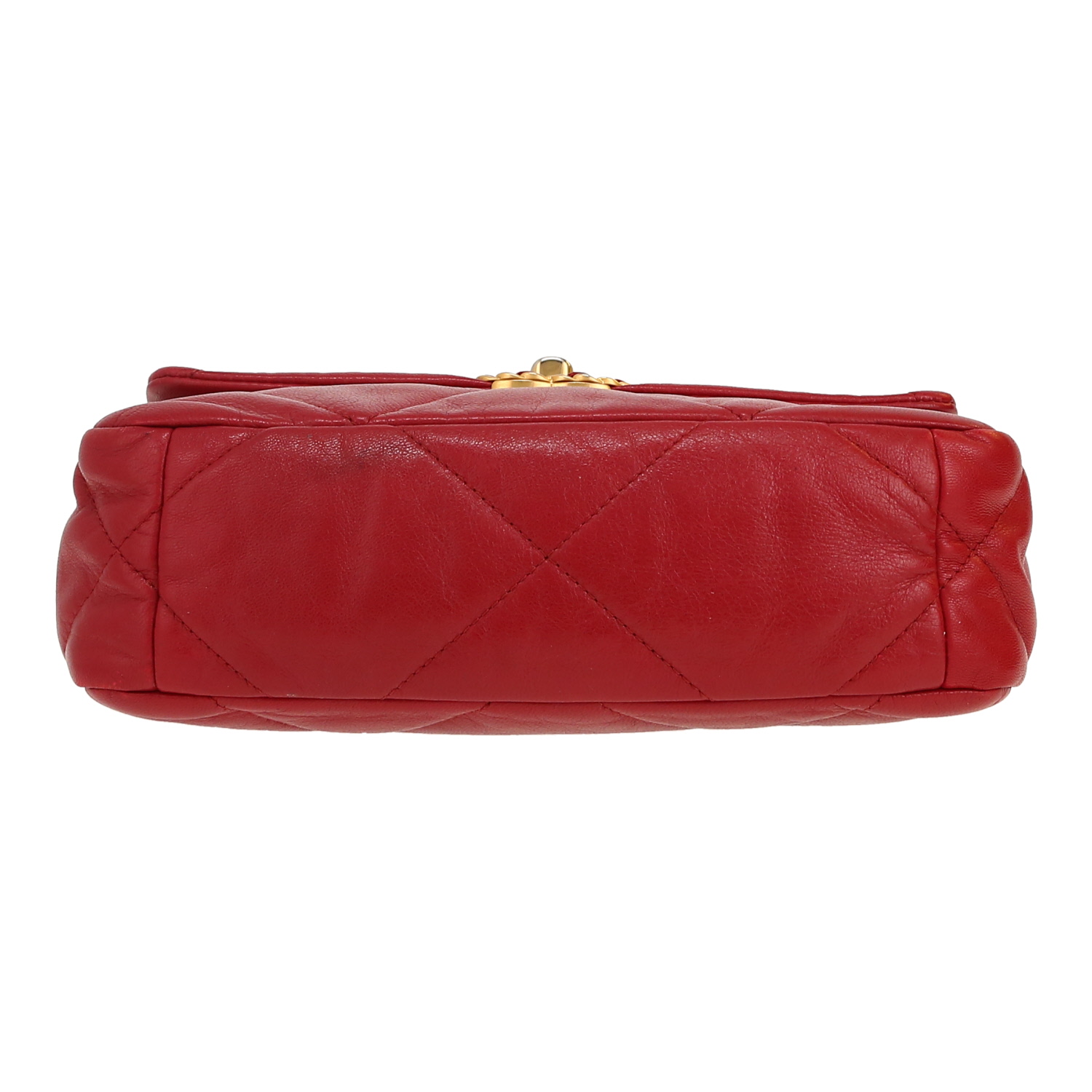 Chanel  19 shoulder bag  in red quilted leather - Detail D1