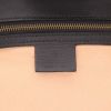 Gucci  GG Marmont shoulder bag  in black quilted leather - Detail D2 thumbnail
