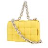Sac bandoulière Bottega Veneta  Cassette en cuir intrecciato jaune - 00pp thumbnail