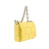 Sac bandoulière Bottega Veneta  Cassette en cuir intrecciato jaune - Detail D5 thumbnail