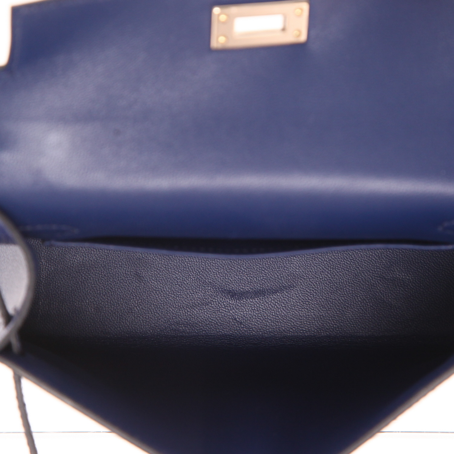 Bolso bandolera Hermès  Kelly Touch 20 cm en becerro Madame azul Zafiro y aligátor azul Zafiro - Detail D3