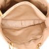 Sac cabas Chanel  Shopping GST en cuir grainé matelassé beige - Detail D3 thumbnail