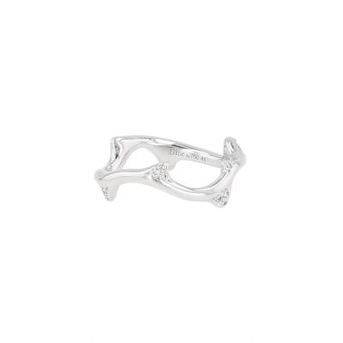 Bague Dior Bois de Rose en or blanc et diamants