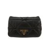 Sac à main Prada   en cuir matelassé noir - 360 thumbnail