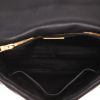 Sac à main Prada   en cuir matelassé noir - Detail D3 thumbnail