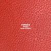 Hermès  Mangeoire handbag  in burgundy togo leather - Detail D2 thumbnail