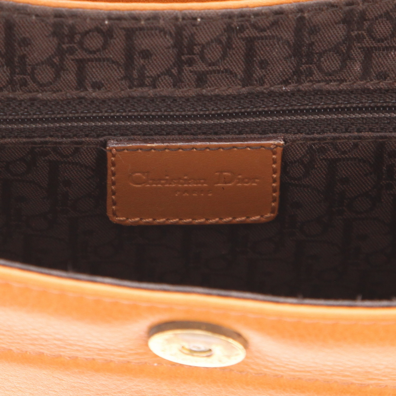 Sac à main Dior  Colombus en cuir marron - Detail D2