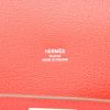 Bolso bandolera Hermès  Jypsiere en cuero togo rosa - Detail D2 thumbnail