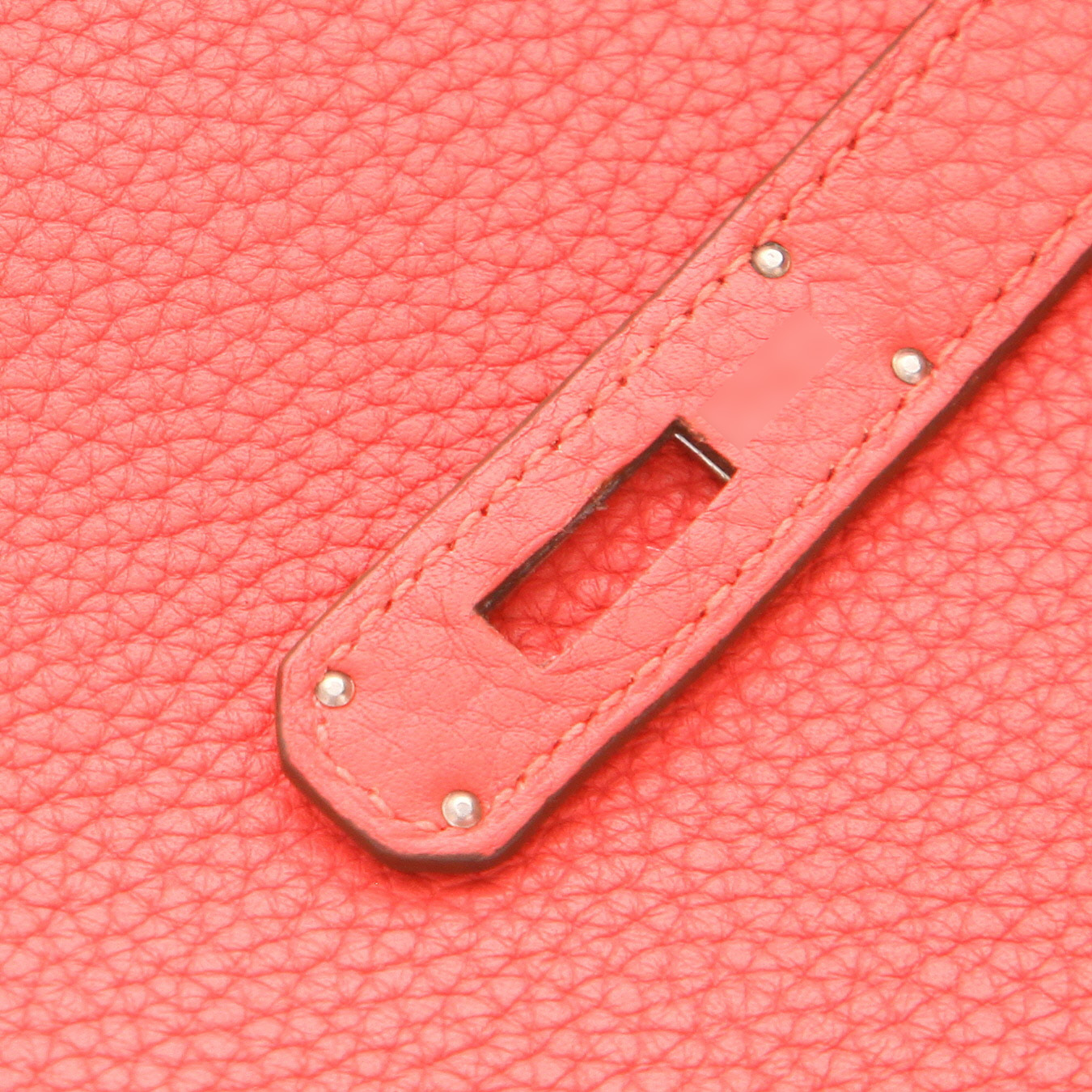 Bolso bandolera Hermès  Jypsiere en cuero togo rosa - Detail D3