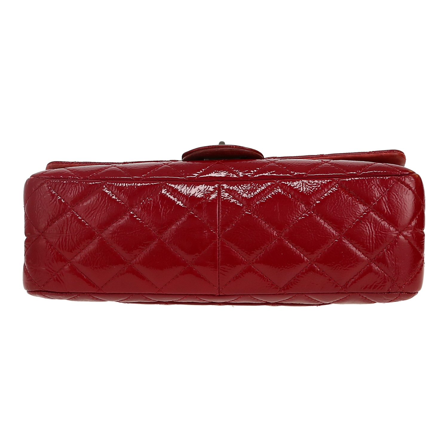 Chanel  2.55 large model  shoulder bag  in burgundy patent quilted leather - Detail D1