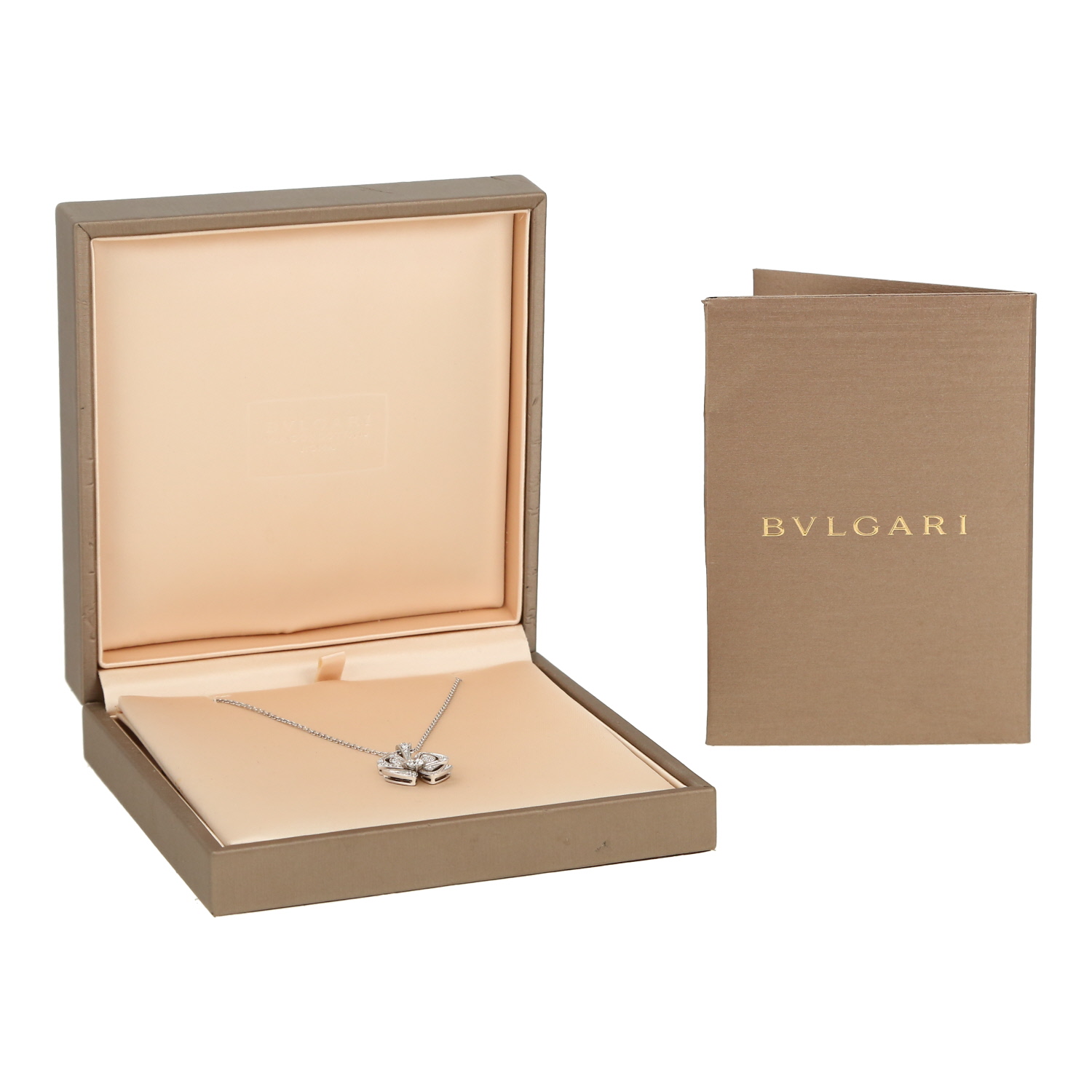 Bulgari Fiorever necklace in white gold and diamonds - Detail D2