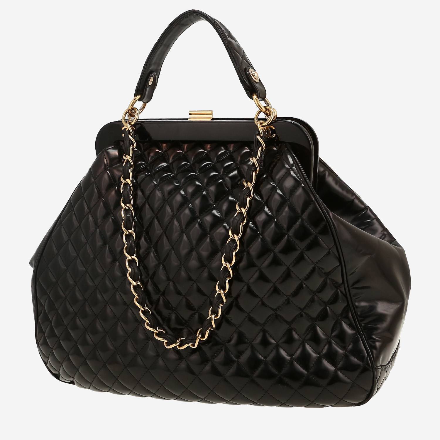 Chanel  Vintage handbag  in black patent quilted leather