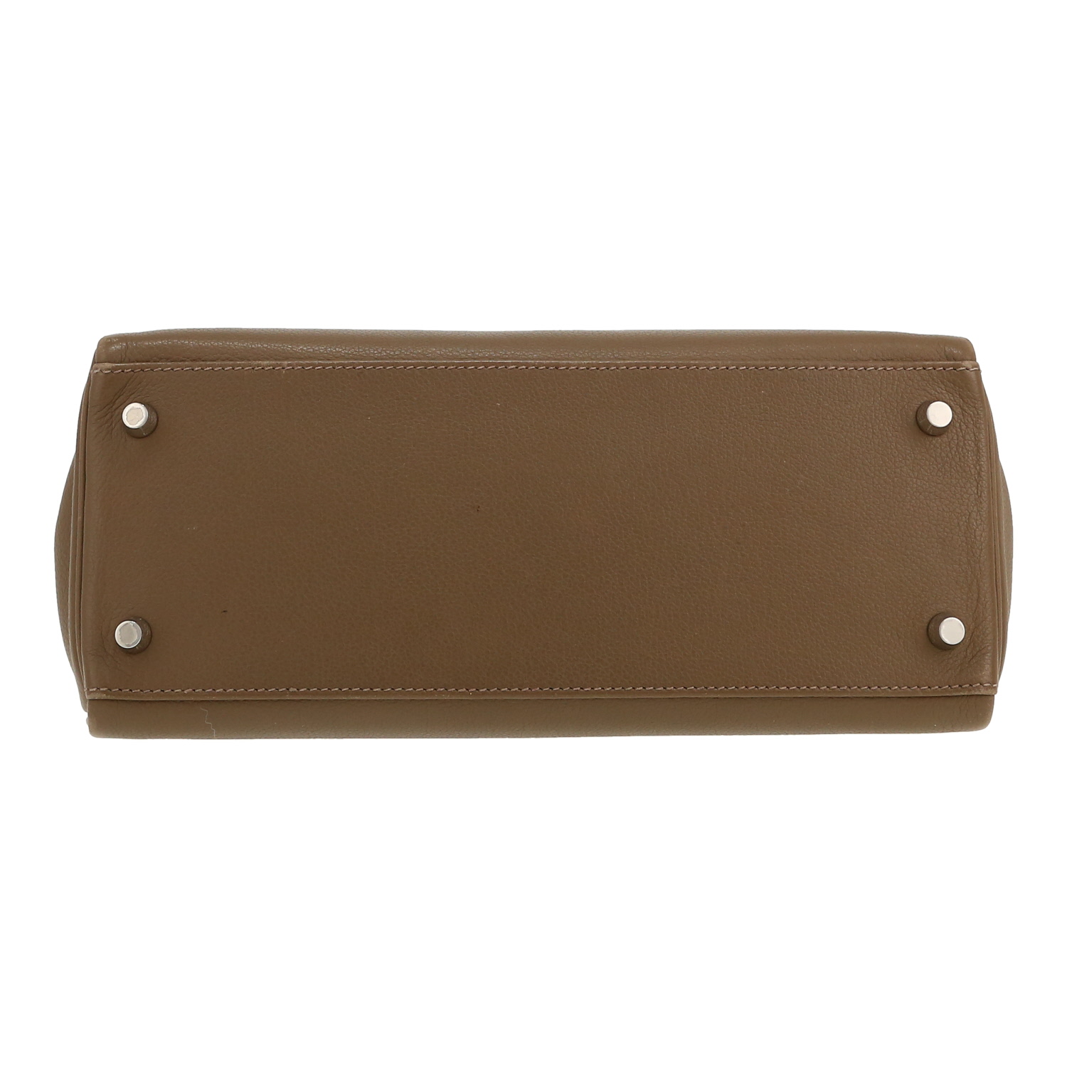 Bolso de mano Hermès  Kelly 28 cm en cuero Evergrain color topo - Detail D1