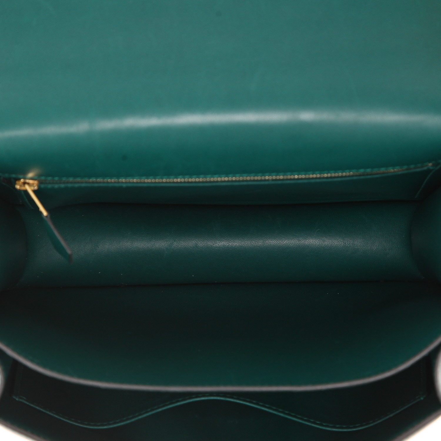 Bolso de mano Hermès  Constance en cuero epsom verde malaquita - Detail D3