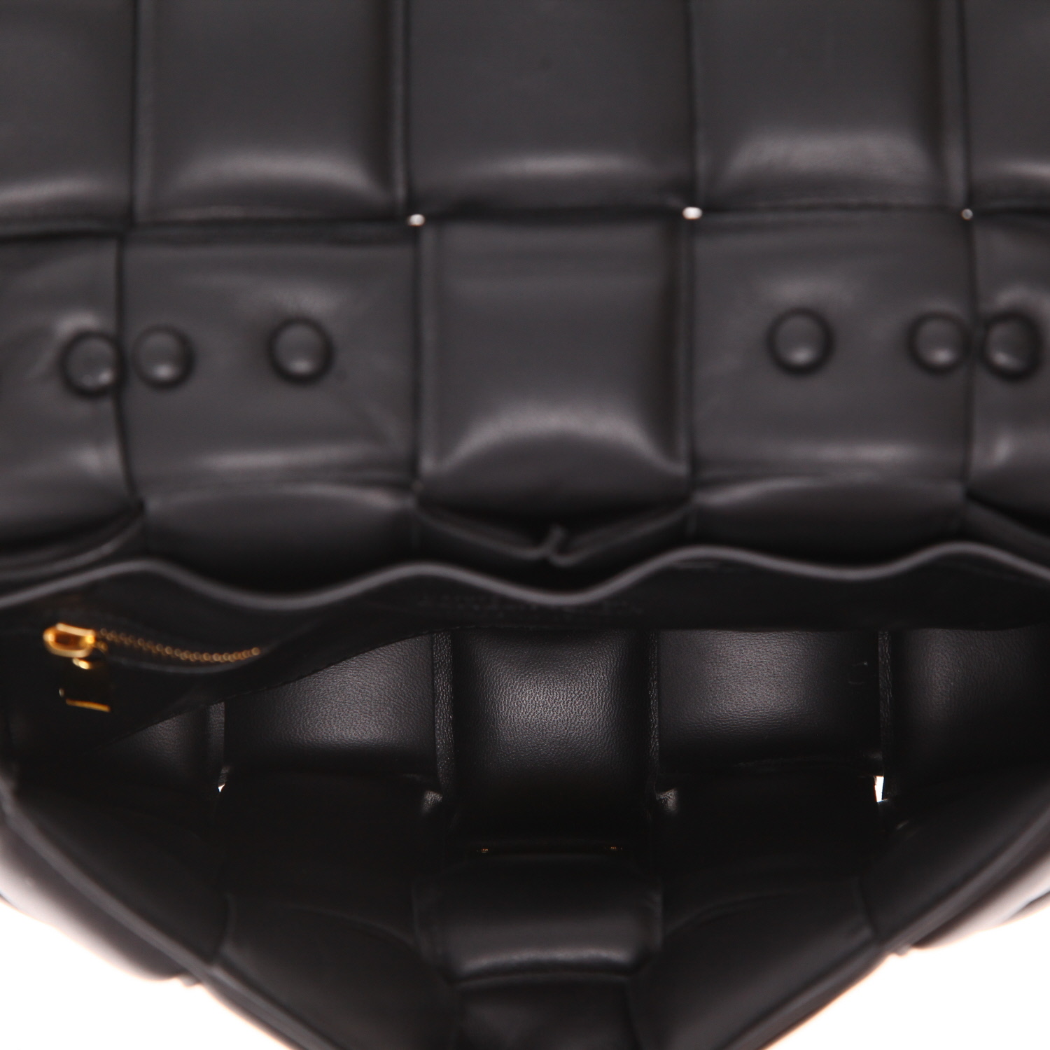 Sac bandoulière Bottega Veneta  Cassette en cuir intrecciato noir - Detail D3