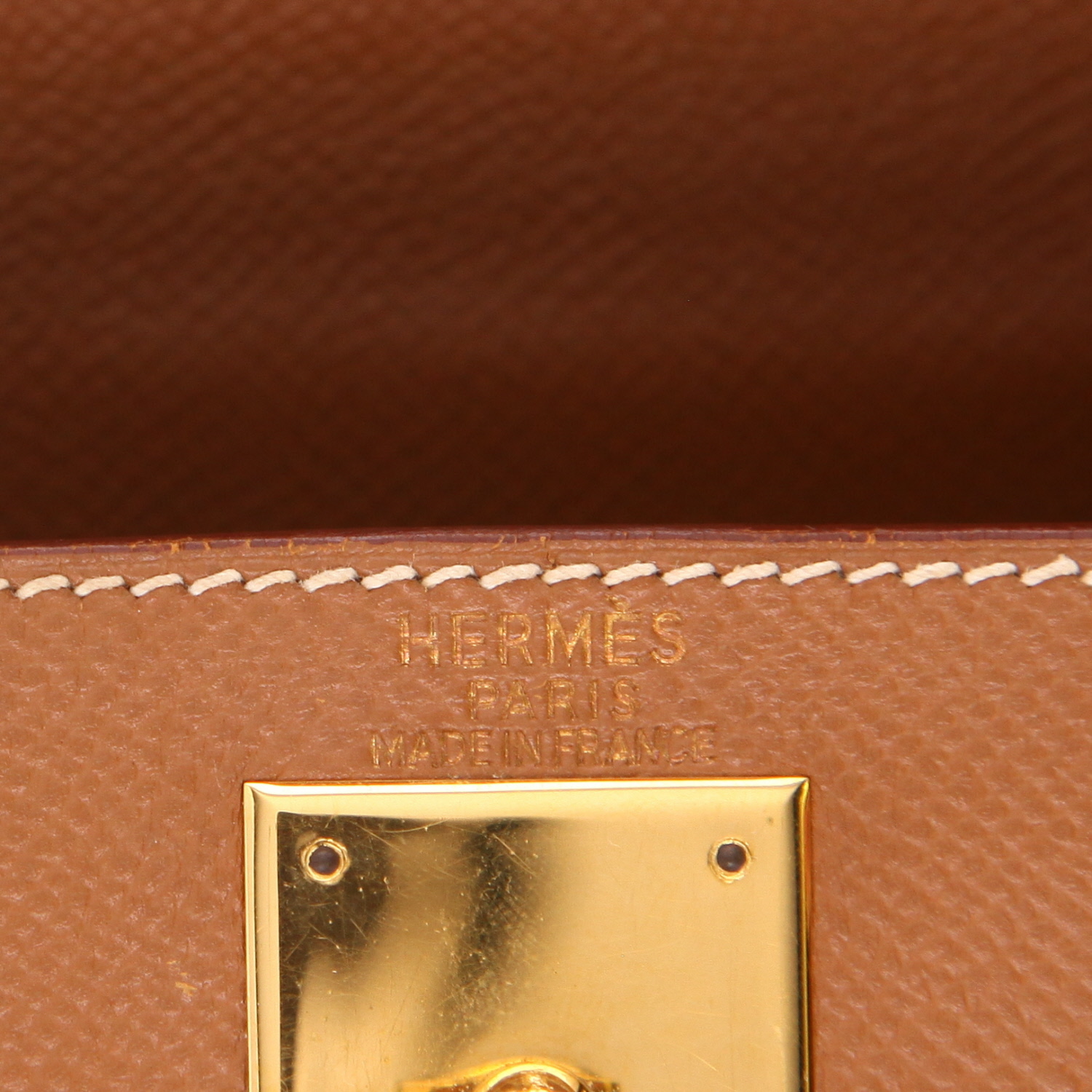 Borsa Hermès  Kelly 28 cm in pelle Courchevel gold - Detail D2