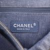 Sac à main Chanel  Timeless en toile denim bleue - Detail D2 thumbnail