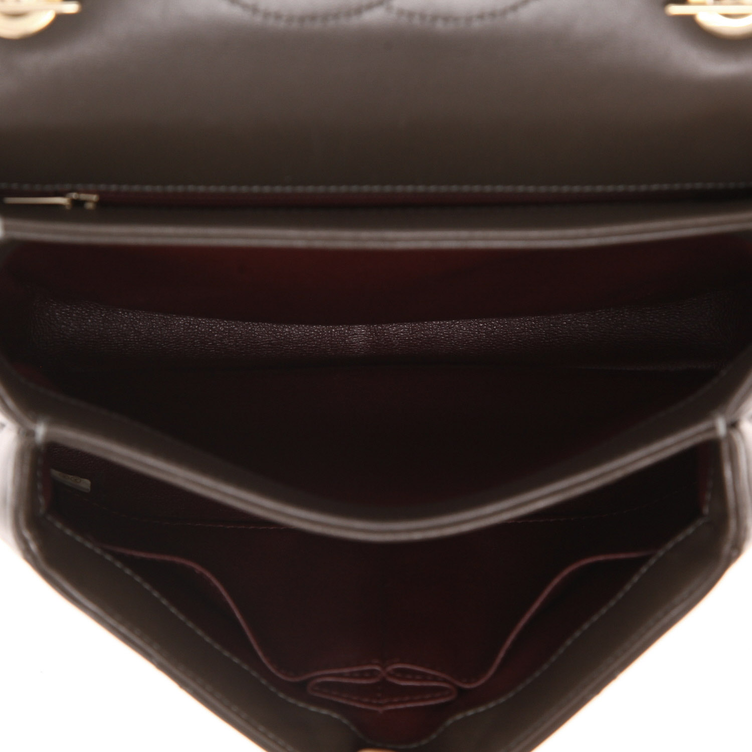 Sac bandoulière Chanel  Trendy CC en cuir matelassé marron - Detail D3