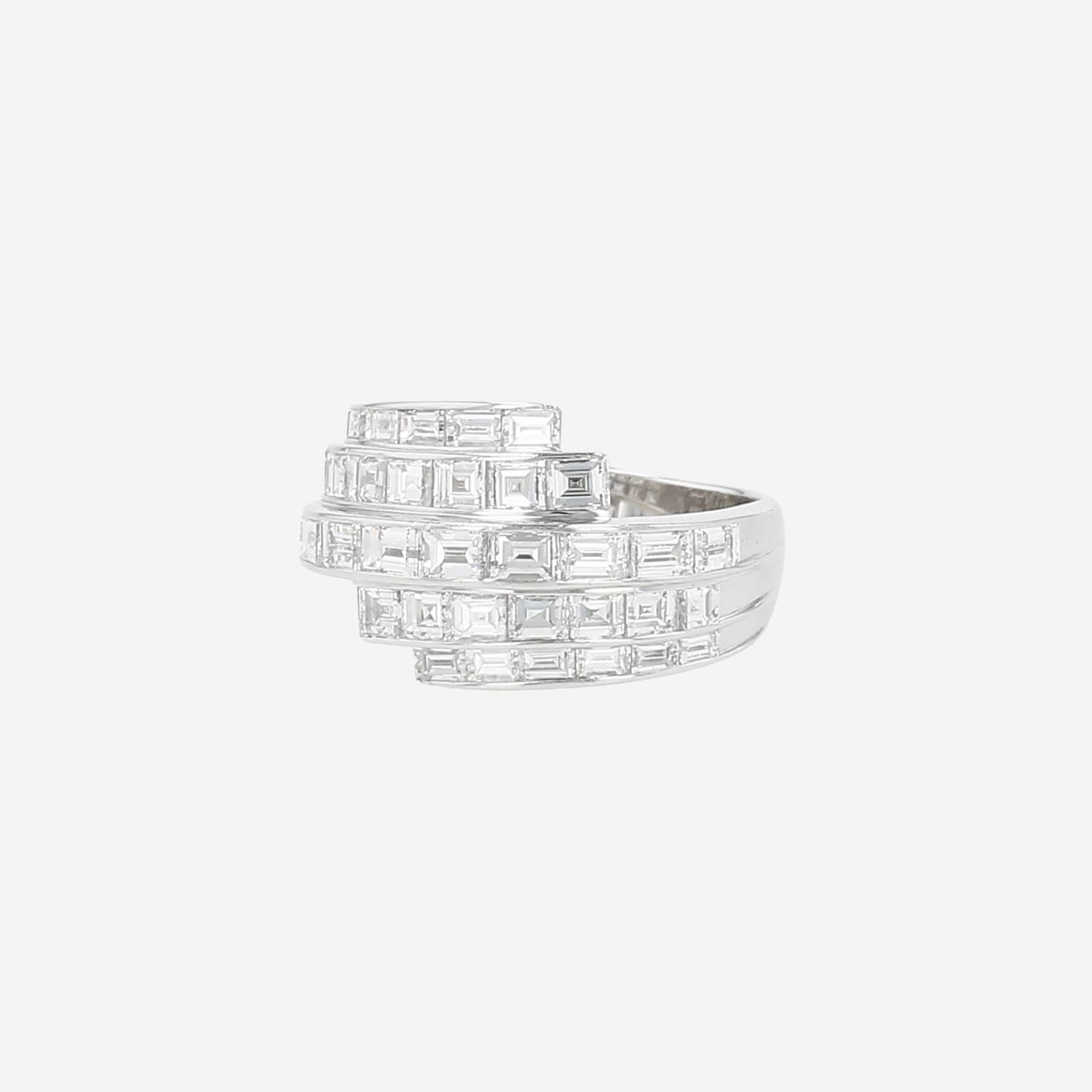 Bague Vintage  en or blanc et diamants