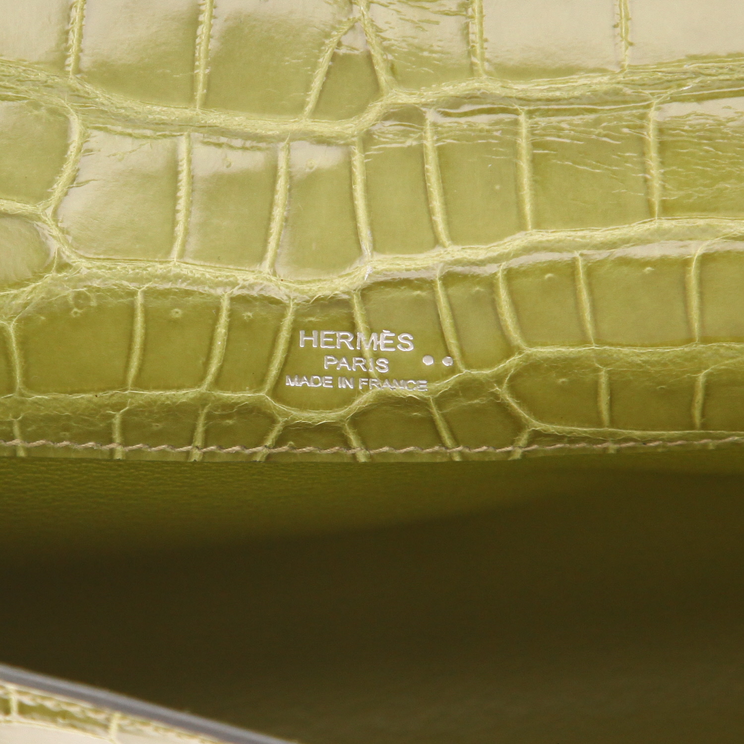 Pochette Hermès  Kelly Cut en crocodile niloticus vert Chartreuse - Detail D2